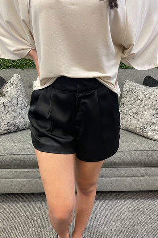 A Touch of Class Shorts - Black
