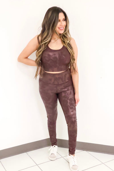 Metallic Foil Print High-Waisted leggings - Burgundy